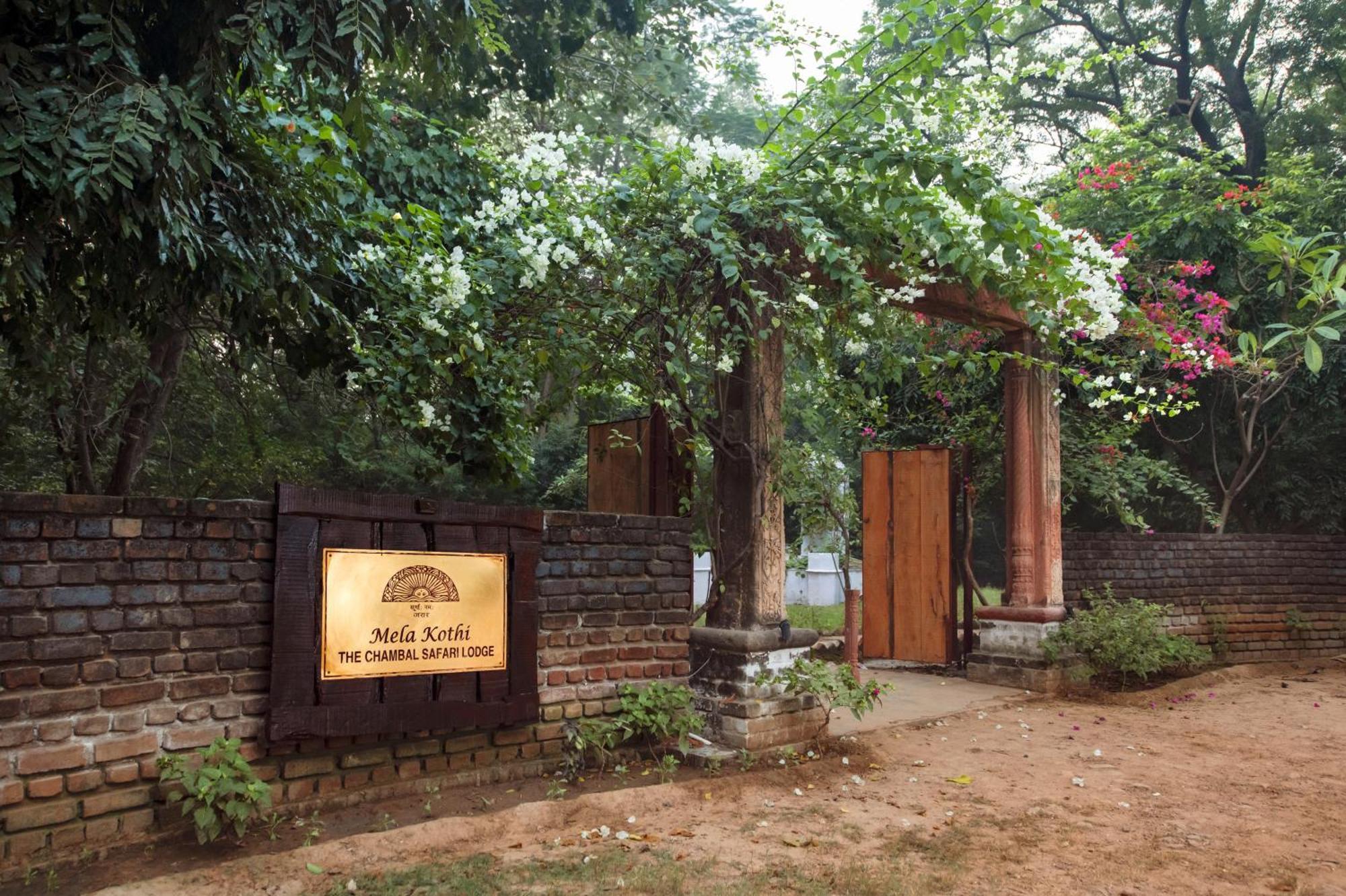 Mela Kothi - The Chambal Safari Lodge Bāh Εξωτερικό φωτογραφία